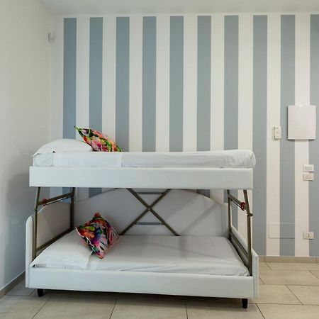 Rubino Apartments A 100Metri Dal Mare Риччоне Экстерьер фото