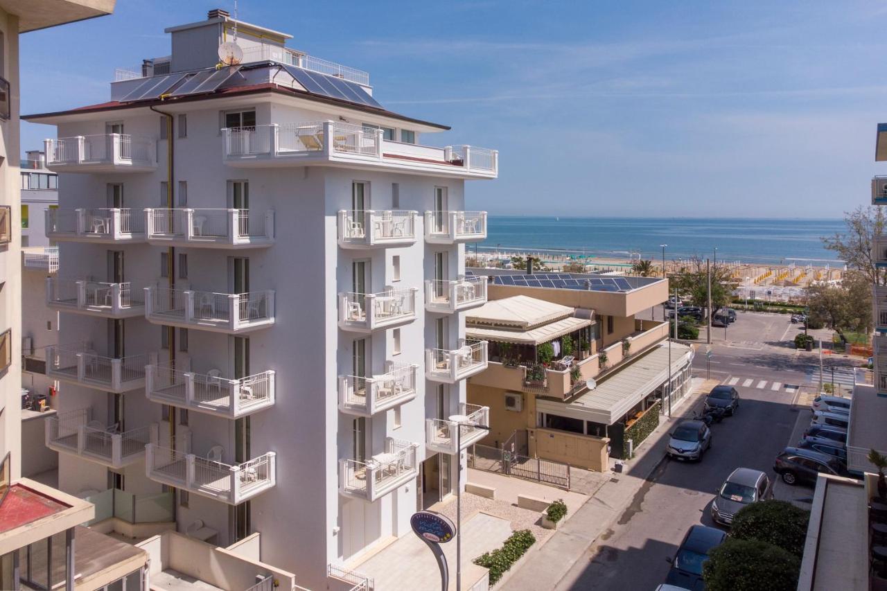 Rubino Apartments A 100Metri Dal Mare Риччоне Экстерьер фото