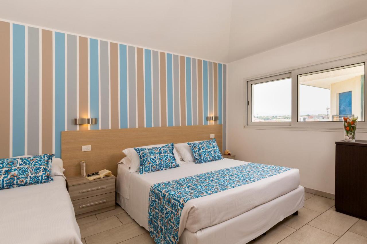 Rubino Apartments A 100Metri Dal Mare Риччоне Экстерьер фото